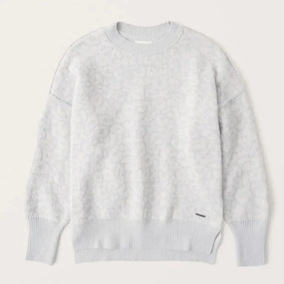 Abercrombie & Fitch Sweaters - Abercrombie Oversized Chenille  Sweater